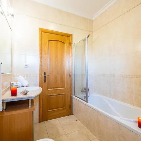 Вилла Holiday Home Albufeira Near Beaches & Pool *