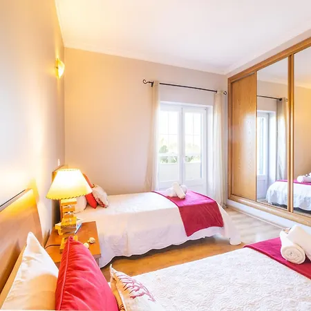 Holiday Home Albufeira Near Beaches & Pool Вилла *
