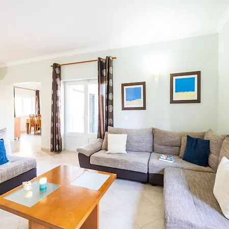 Holiday Home Albufeira Near Beaches & Pool Албуфейра